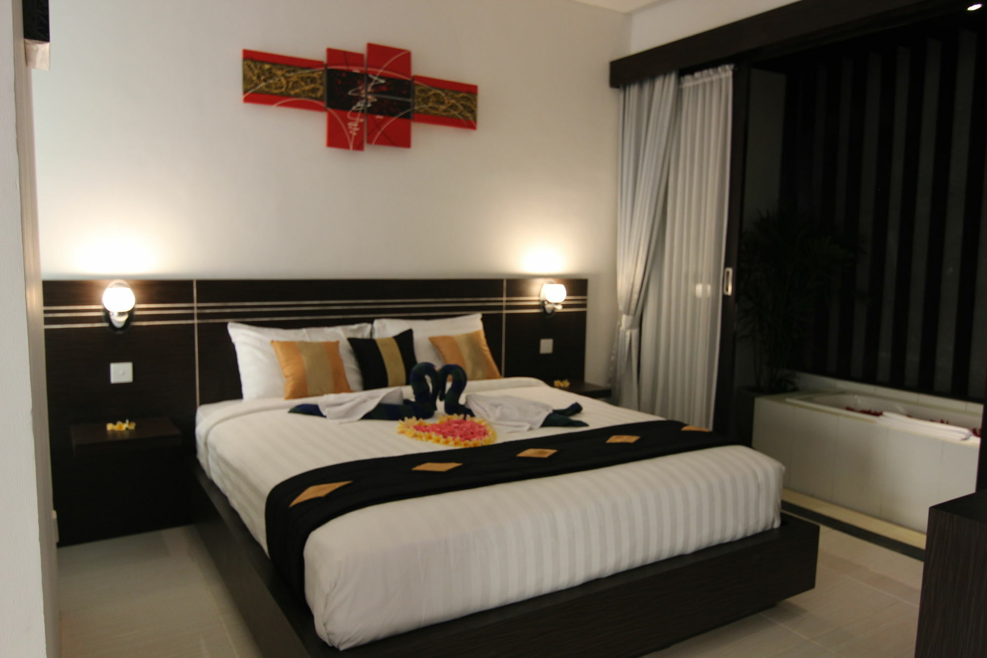 The Diana Suite Kuta  Exterior photo